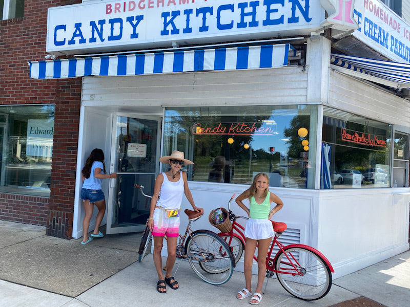 Bethenny and Bryn's Ice Cream Crawl in the Hamptons